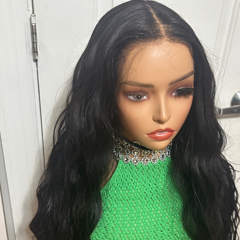 Body wave wig